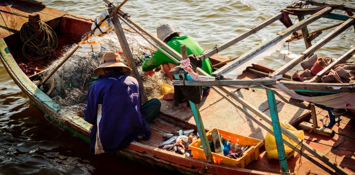 10-destinationsection-hamninhfishingvillage-2