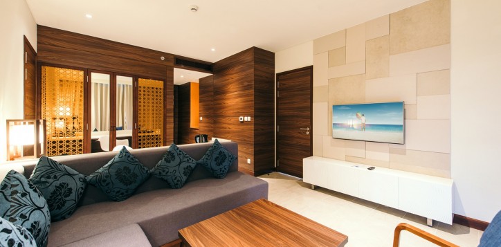 3-roomsandsuitessection-superiorsuite-2-2