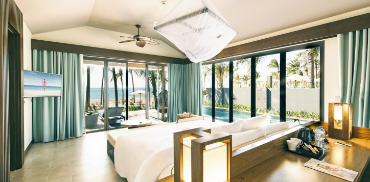 7-roomsandsuitessection-onebedroombeachfrontvillawithprivatepool-2-2