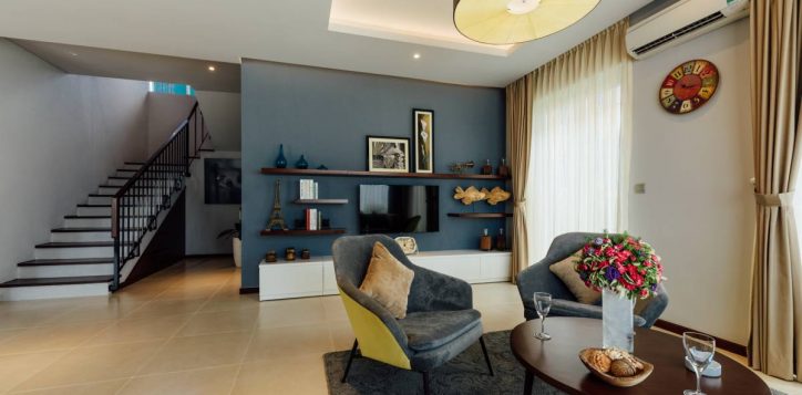 villa-living-space-2