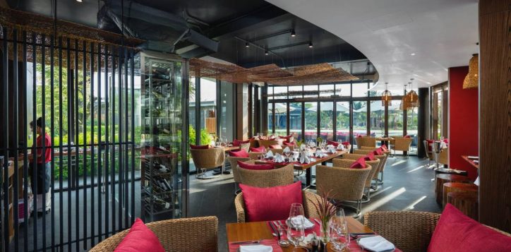 phu-quoc-seafood-restaurant-2-2