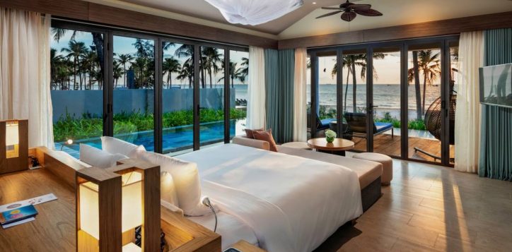 npq_deluxe-beachfront-bungalow-6-2-2