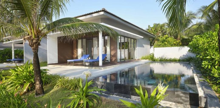 deluxe-bungalow-with-private-pool