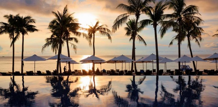 npq_infinity-pool-3-2